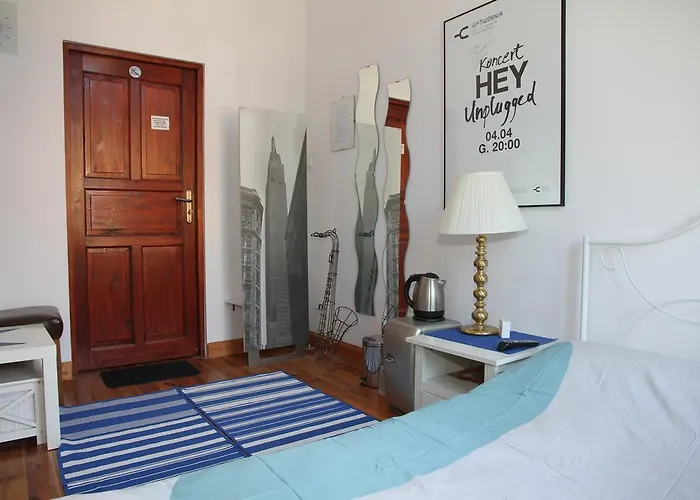 Quarto em Acomodações Particulares Goscinne P.o.w. 17